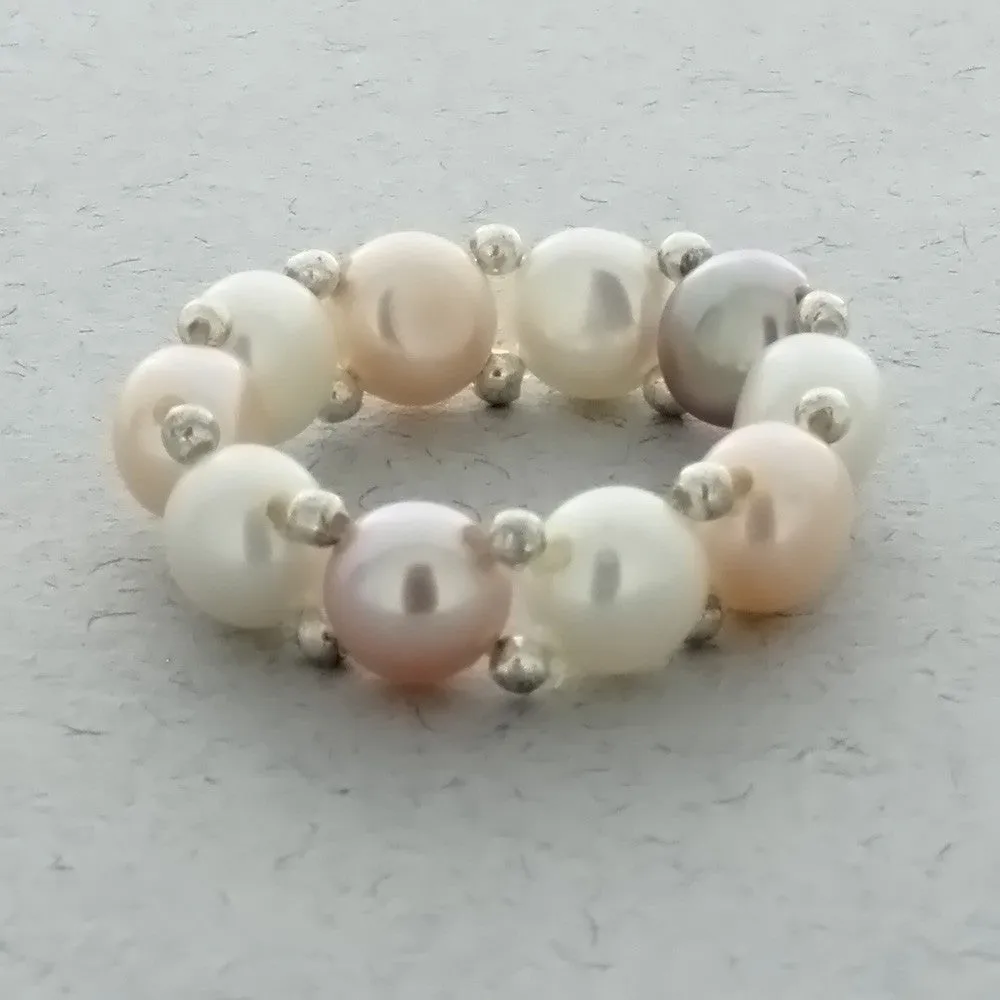 ADJUSTABLE STRETCH FRESHWATER PEARL BUTTON SS RING