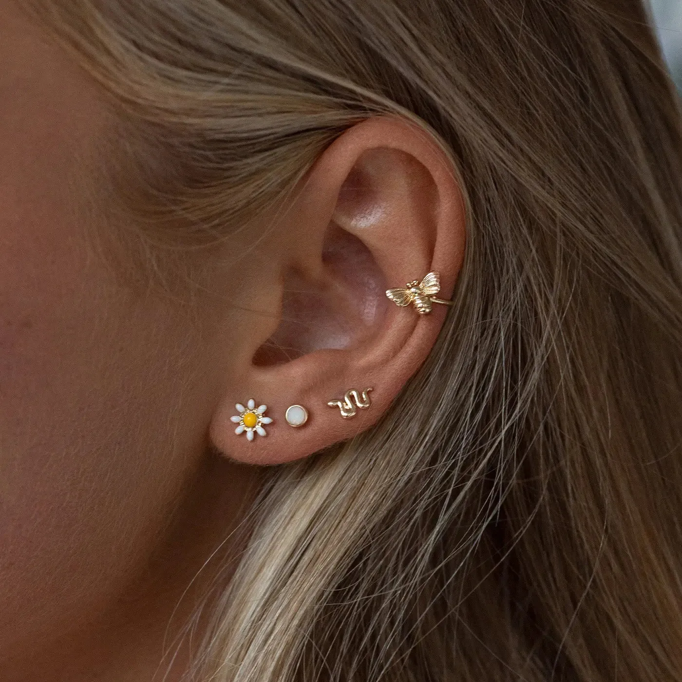 Doris - Daisy Flower Enamel Stud Earrings