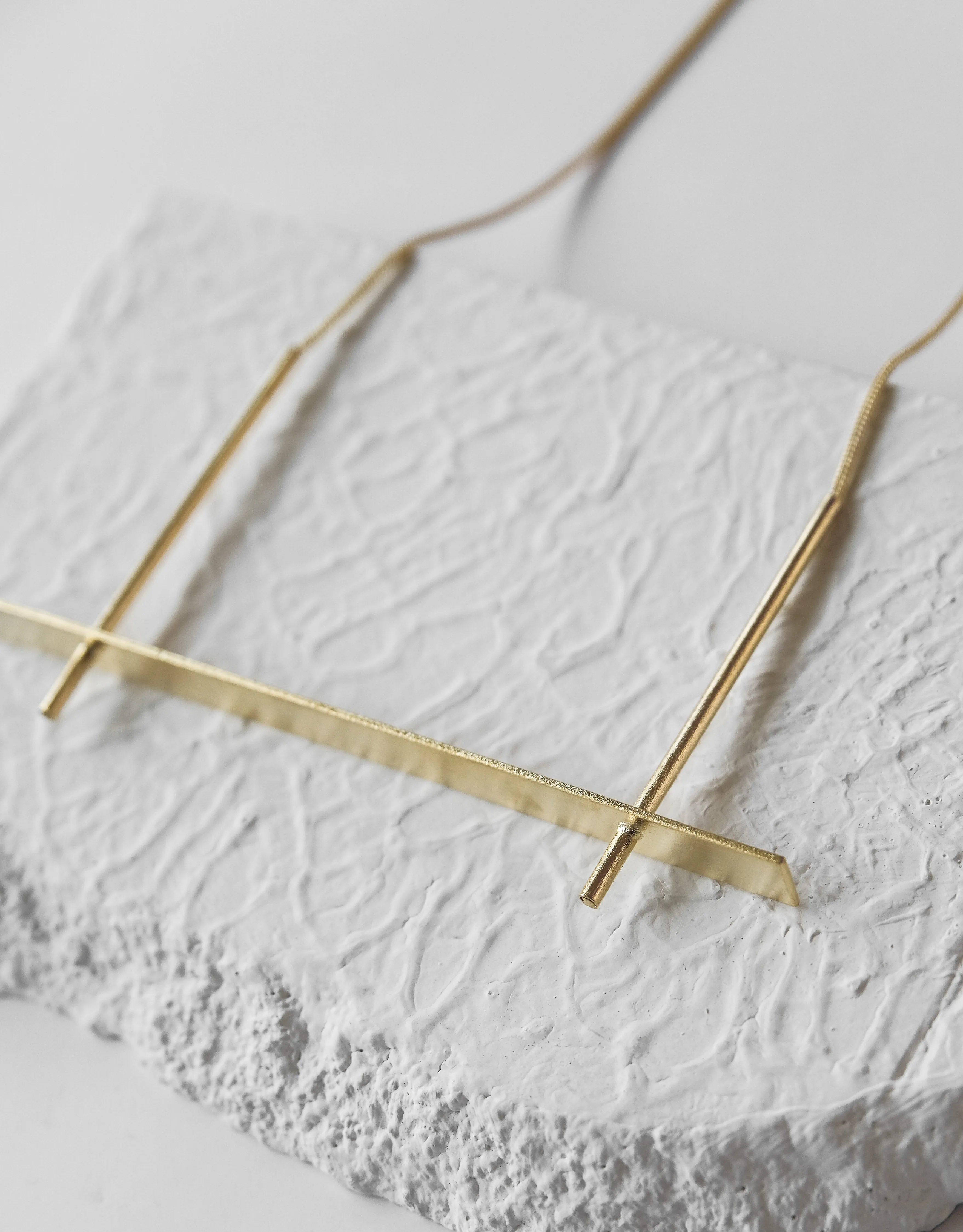 Gold Brass Necklaces-Oscillate Golden