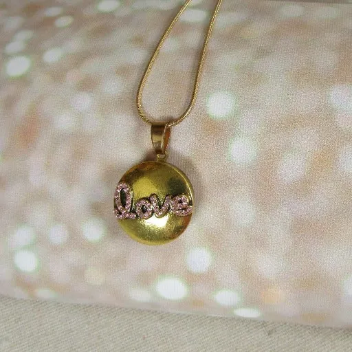 Gold Love Pendant Necklace