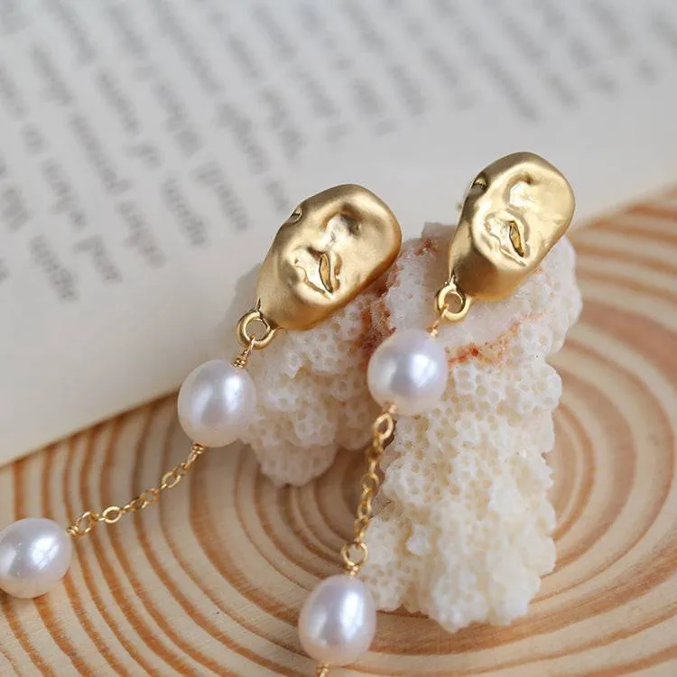 Long Drop Pearls Earrings