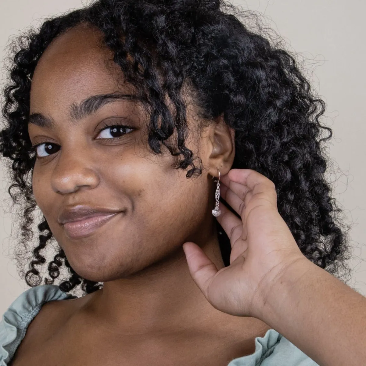 Small Clam with extender Bar Long Earring